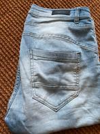 Zeer zachte spijkerbroek maat 42., Kleding | Dames, Spijkerbroeken en Jeans, W33 - W36 (confectie 42/44), Blauw, Ophalen of Verzenden