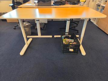 2x IKEA In Hoogte Verstelbaar Bureau - Ophalen!