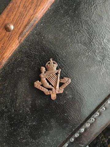 Originele WW1 Officiers capbadge North Irish Horse. beschikbaar voor biedingen