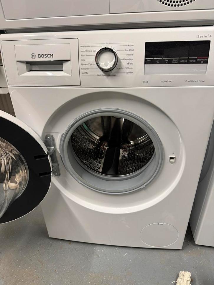 Bosch Wasmachine en Droger - Weinig Gebruikt - 3 Jaar Oud, Witgoed en Apparatuur, Wasmachines, Zo goed als nieuw, Voorlader, 6 tot 8 kg
