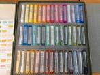 Doos rembrandt pastelkrijt 45 st - soft pastels pastel rond, Ophalen of Verzenden, Overige typen