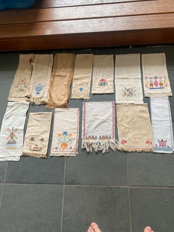 Antieke klokken kleedjes voor staart stoelklokken beschikbaar voor biedingen