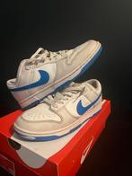 Nike Dunk Low Retro - Gedragen, Ophalen of Verzenden, Gedragen, Wit, Sneakers of Gympen