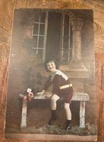 Antieke ansichtkaart begin 1900 jongen met bloemen, Verzenden, Ongelopen, Kinderen