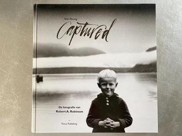 ROBERT A ROBINSON fotografie - captured   beschikbaar voor biedingen