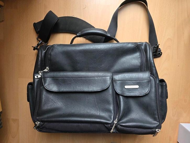 Grote laptoptas / schooltas, Computers en Software, Laptoptassen, Zo goed als nieuw, Schoudertas, 17 inch of meer, Ophalen