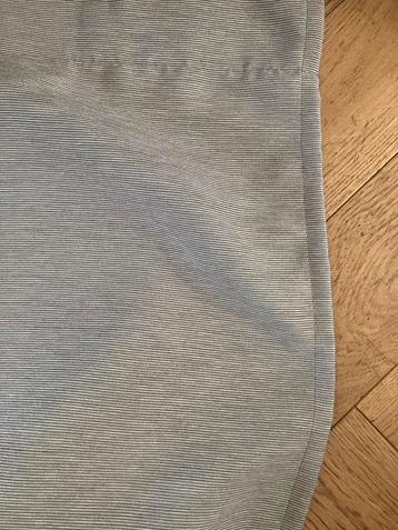 Gordijnen 2 stuks (dus 2x 145 bij 300cm) met plooiband 40,- beschikbaar voor biedingen