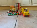 Vintage Fisher Price Garage met Schoolbus, Kinderen en Baby's, Speelgoed | Fisher-Price, Ophalen of Verzenden, Gebruikt, Speelset