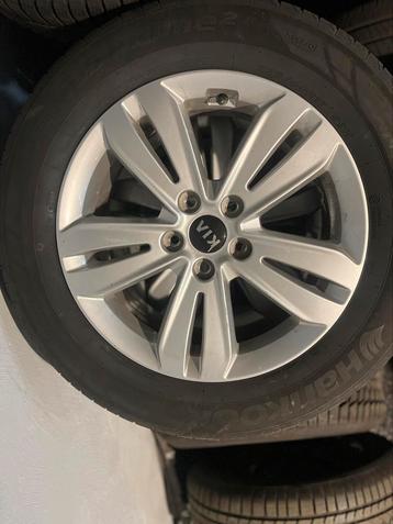 Kia velgenset 225-60-17 beschikbaar voor biedingen