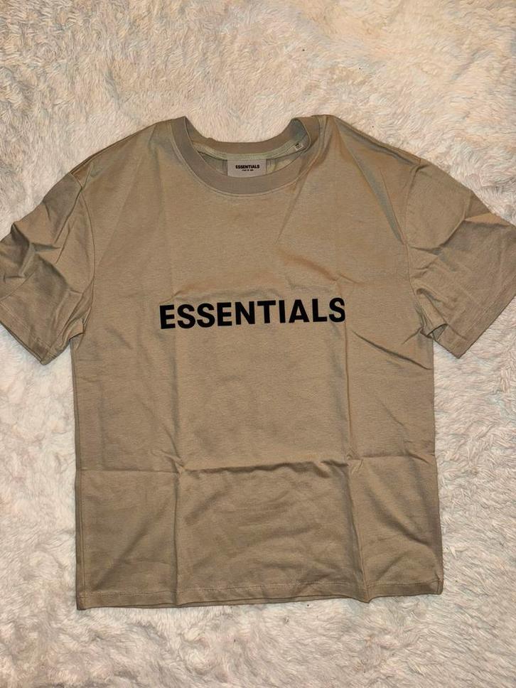 Nieuw T-shirt - Fear of God Essentials maat XS, Kleding | Heren, T-shirts, Zo goed als nieuw, Maat 46 (S) of kleiner, Groen, Ophalen of Verzenden