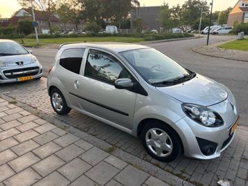 Renault Twingo 1.2 16V 2011 Grijs - Airco - Nieuwe APK beschikbaar voor biedingen