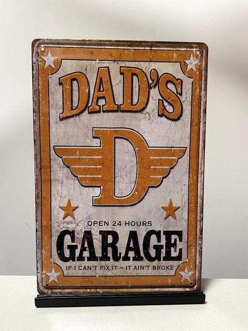 Dad’s Garage metalen wandbord (Old Look), Huis en Inrichting, Woonaccessoires | Wanddecoraties, Nieuw, Ophalen of Verzenden