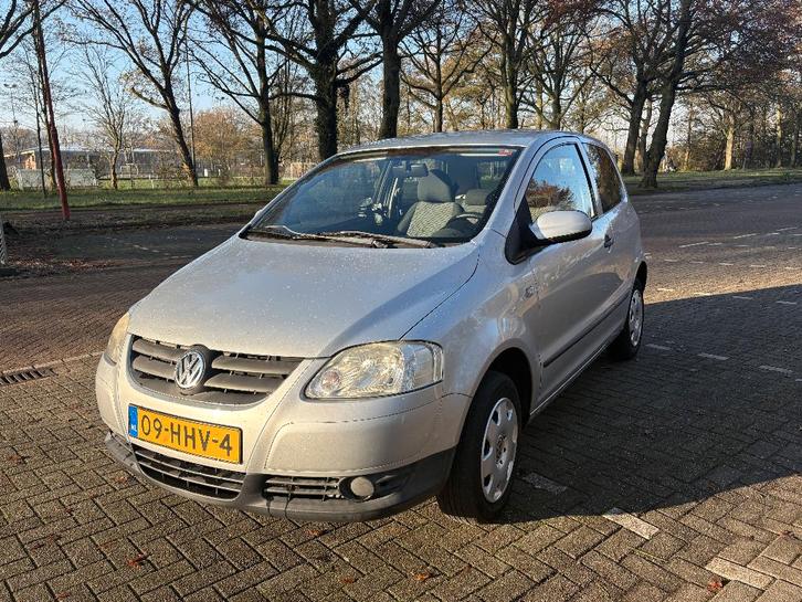 Volkswagen Fox 1.2 40KW 2009 Grijs, Auto's, Volkswagen, Particulier, Fox, Benzine, Euro 4, C, Hatchback, Handgeschakeld, Origineel Nederlands