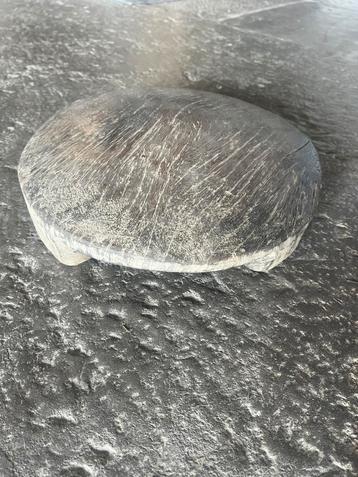 Oude chapati chaklota landelijk sober sleets beschikbaar voor biedingen