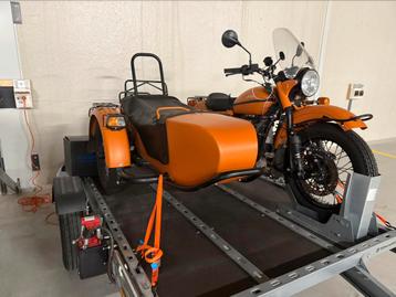 Ural inclusief trailer uit 2021 beschikbaar voor biedingen