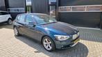 BMW 1-serie 116i Business Aotomaat Airco/Navi, Gebruikt, 4 cilinders, Blauw, Leder en Stof