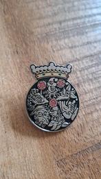 Pin burgemeester Tullepetaonestad, Verzamelen, Speldjes, Pins en Buttons, Ophalen of Verzenden, Zo goed als nieuw