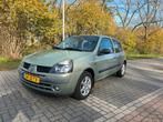 Renault Clio 1.2 16V 3DR 2005 2002 Groen, Auto's, Stof, 74 pk, 4 cilinders, Bedrijf
