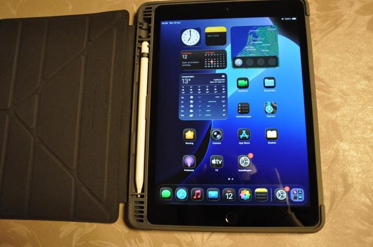 iPad 8ste generatie 128GB incl. Pencil, Computers en Software, Apple iPads, Zo goed als nieuw, Apple iPad, Wi-Fi, 10 inch, 128 GB