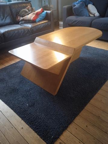 Asynchrone asymmetrische salon- koffie- bijzet- sitetable  beschikbaar voor biedingen