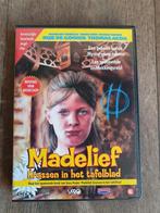 Madelief - Krassen in het tafelblad, Cd's en Dvd's, Dvd's | Kinderen en Jeugd, Overige genres, Alle leeftijden, Ophalen of Verzenden