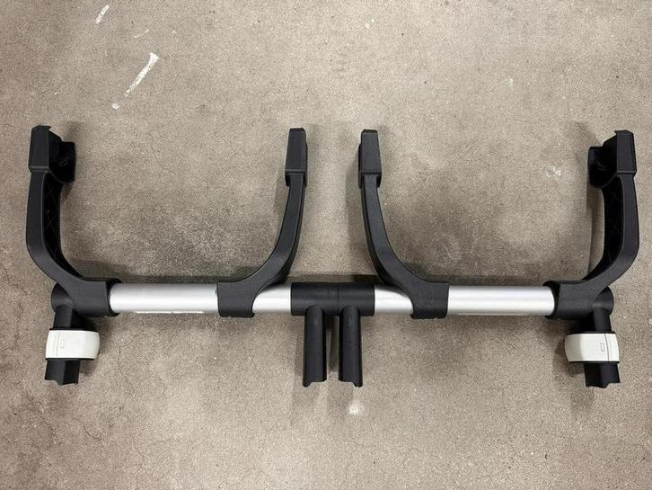 Bugaboo Donkey Twin Autostoel Adapters, Kinderen en Baby's, Tweelingen en Meerlingen, Zo goed als nieuw, Kinderwagen of Buggy