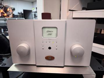 Unison Research Unico 200 (61kg.) versterker beschikbaar voor biedingen