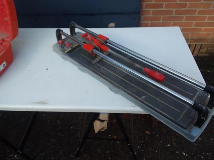 3 tegelsnijders en boren, RUBI en tegelzaag., Doe-het-zelf en Verbouw, Gereedschap | Handgereedschap, Gebruikt, Ophalen