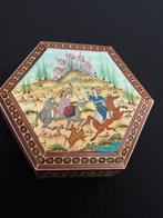 Perzisch kistje handbeschilderd met  Khatam mozaïek inleg, Antiek en Kunst, Kunst | Niet-Westerse kunst, Ophalen of Verzenden