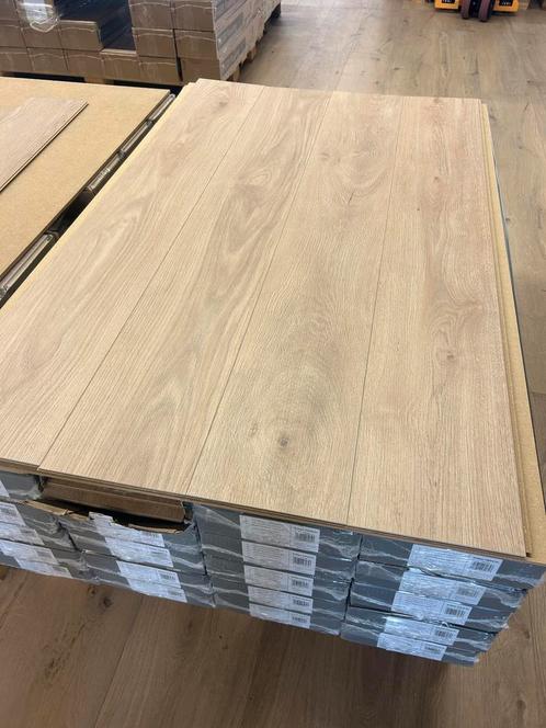 Laminaat Licht Beige 8mm - 44,40 m2, Huis en Inrichting, Stoffering | Vloerbedekking, Nieuw, Laminaat, Ophalen