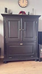 Vintage kast ( opknapper ), Ophalen