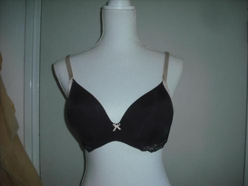Triumph beugelBH maat 80B, Kleding | Dames, Ondergoed en Lingerie, BH, Zwart, Verzenden