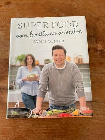 Jamie Oliver - Super food voor familie en vrienden beschikbaar voor biedingen