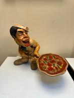 Beeldje: Pizza Bakker met Pizza, Ophalen of Verzenden, Gebruikt, Kunststof, Mensenbeeld