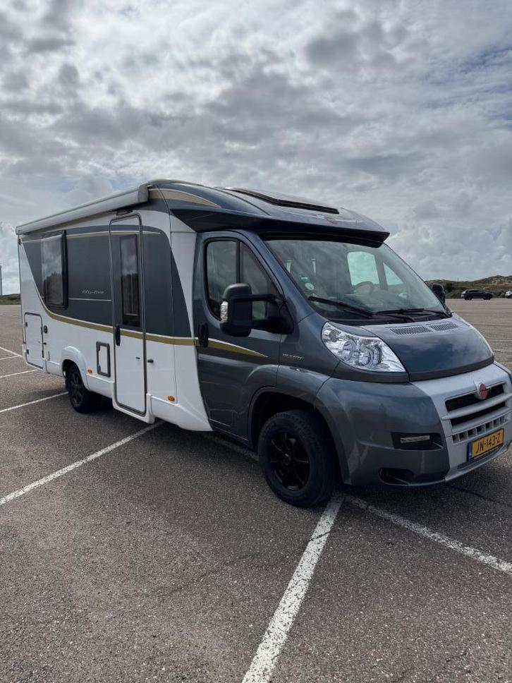 Mooie Nexxo T685 Bürstner Camper 55 edition 2015 Queensbed, Caravans en Kamperen, Campers, Particulier, tot en met 3, Buscamper of Camperbus