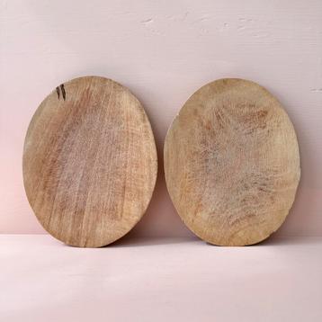 2 houten bordjes van HK living beschikbaar voor biedingen