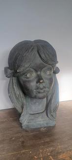 Buste Meisjeshoofd, Ophalen