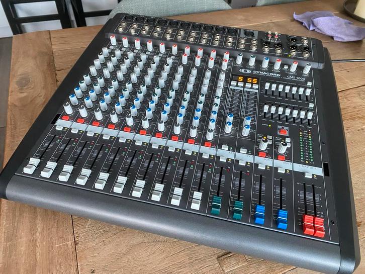Dynacord CMS-1000 MK2 Mixer - Nieuwstaat!, Muziek en Instrumenten, Mengpanelen, Zo goed als nieuw, 10 tot 20 kanalen, Microfooningang