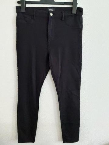 Zomerbroek L.97cm Only L  elast.taille zwart 77%viscose ZGAN beschikbaar voor biedingen