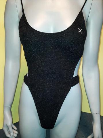 badpak B'fun Onyx zwart L 36 monokini beschikbaar voor biedingen