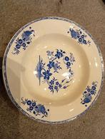 3 diepe borden boch grand bouquet, Antiek en Kunst, Antiek | Servies los, Ophalen