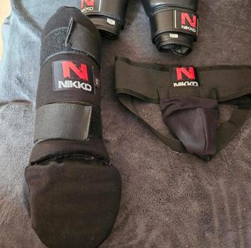 Nikko Boksen /krav maga/kickboksen beschikbaar voor biedingen