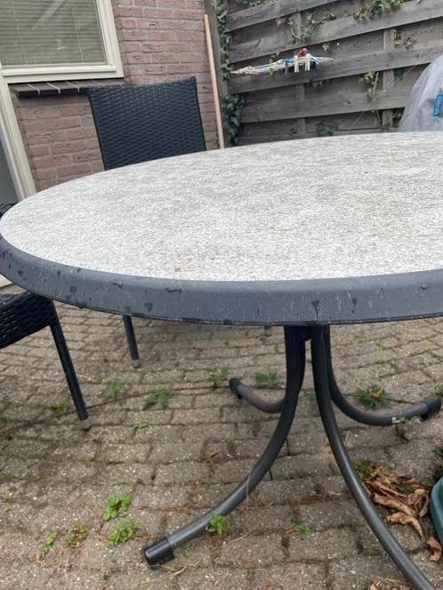 Ronde tafel voor in de tuin – 1 meter – €25 – Zwolle, Tuin en Terras, Tuintafels, Gebruikt, Rond, Overige materialen, Ophalen