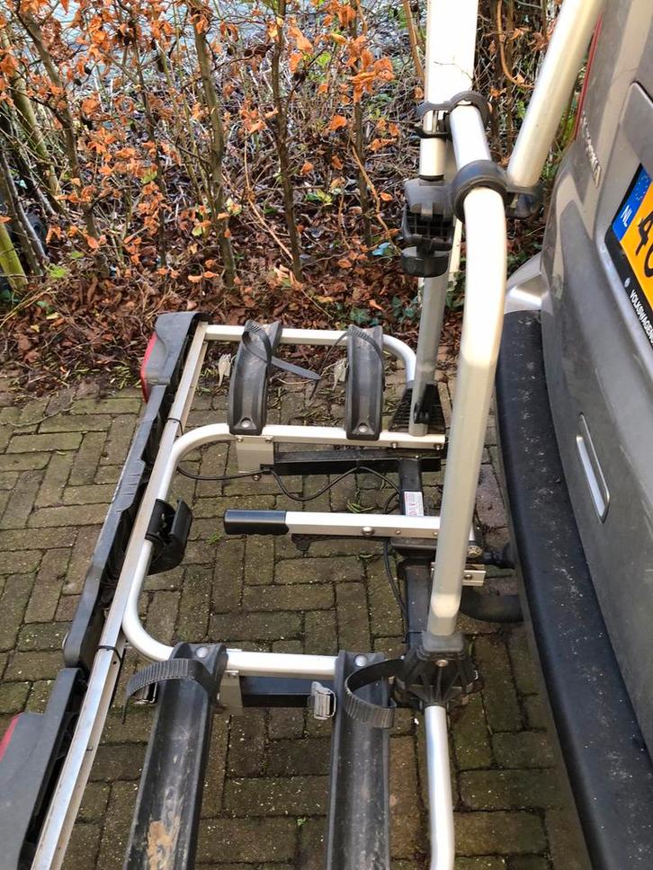 90* Opklapbare fietsdrager; merk Uebler, Auto diversen, Fietsendragers, Zo goed als nieuw, Trekhaakdrager, 2 fietsen, Elektrische fiets