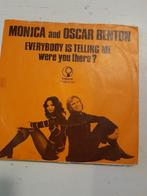 Monica and oscar benton 7inch everbody is telling me, Ophalen of Verzenden, Zo goed als nieuw, Pop