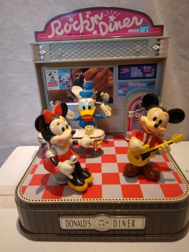 Disney DONALD'S DINER show set nieuw in doos 1991 !!!!, Verzamelen, Disney, Nieuw, Beeldje of Figuurtje, Donald Duck, Ophalen of Verzenden