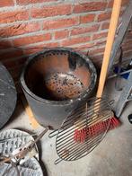 Barbecue / Stookton, Tuin en Terras, Houtskoolbarbecues, Ophalen, Gebruikt, Met accessoires