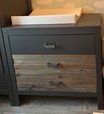 Commode, Kinderen en Baby's, Kinderkamer | Commodes en Kasten, Ophalen, 50 tot 70 cm, Voetruimte, 100 cm of meer