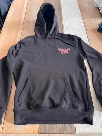 Zwarte heren hoodie Tommy Jeans beschikbaar voor biedingen