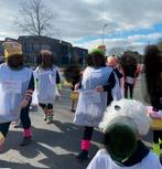 Loopgroep carnaval theezakken en thee mutsen, Kleding | Dames, Carnavalskleding en Feestkleding, Carnaval, Ophalen of Verzenden